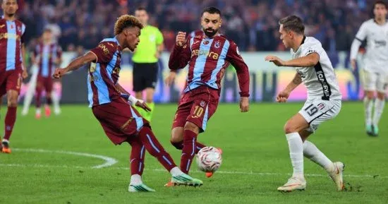 «لاعب من طراز عالمي».. نجم طرابزون سبور يتغنى بقدرات محمد صلاح