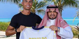رونالدو يمدد عقده مع النصر السعودي حتى 2027 - بوابة فكرة وي