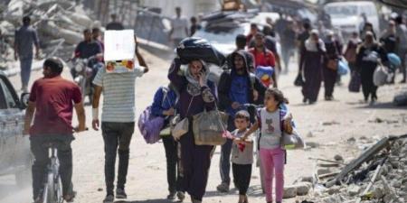 مئات الفلسطينيين ينزحون قسرًا من حي الشجاعية شرق مدينة غزة - بوابة فكرة وي