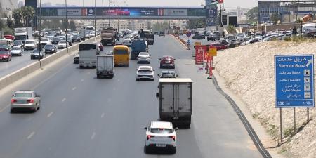 تحسن ملحوظ في انسيابية حركة السير على طريق المطار بعد إنجاز طريق خدمات بالمنطقة التجارية قرب محطة المناصير - بوابة فكرة وي