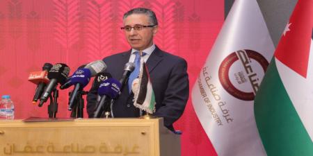 وزير الصناعة: حريصون على تطوير الصناعة الوطنية وتعزيز تنافسيتها - بوابة فكرة وي