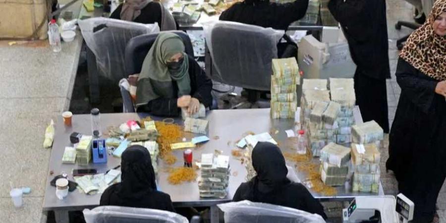 انهيار كارثي.. محلات الصرافة تعلن السعر الجديد للريال اليمني أمام العملات الأجنبية - بوابة فكرة وي