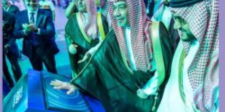 نائب وزير البلديات والإسكان يفتتح أعمال النسخة الـ 34 من معرض البناء السعودي - بوابة فكرة وي