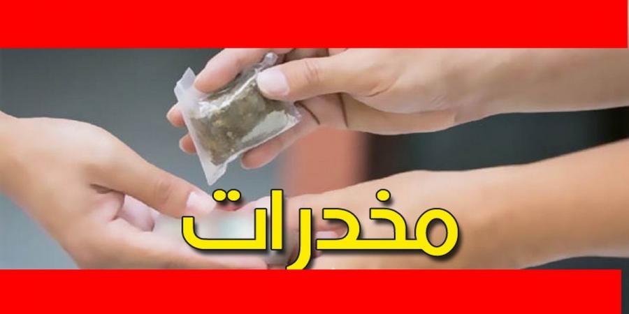 المنستير القبض على نفرين بحوزتهما صفيحتين من مخدّر القنب الهندي. - بوابة فكرة وي