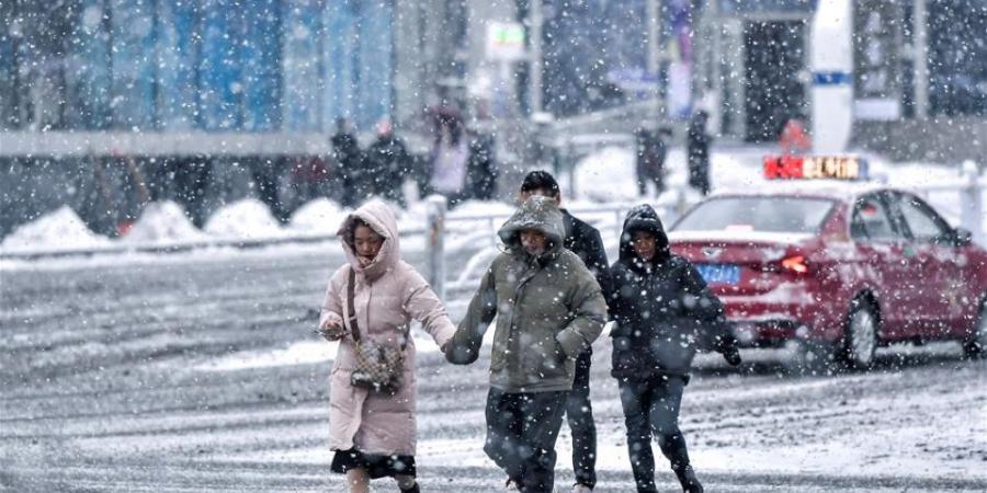 صور| الجليد يكسو شوارع مدن صينية بعد تحذير من عواصف شديدة - بوابة فكرة وي