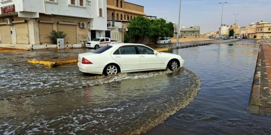 الأحساء تستقبل الأمطار.. وجهود استباقية من الأمانة لتصريف المياه - بوابة فكرة وي