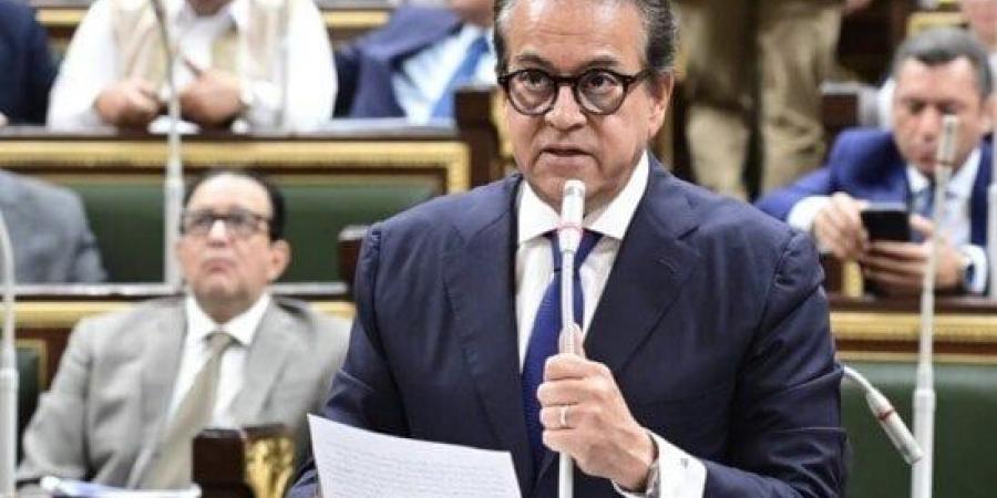 وزير الصحة يُطالب بتنظيم الوضع الوظيفي والمالي لخريجي كليات تكنولوجيا العلوم التطبيقية - بوابة فكرة وي