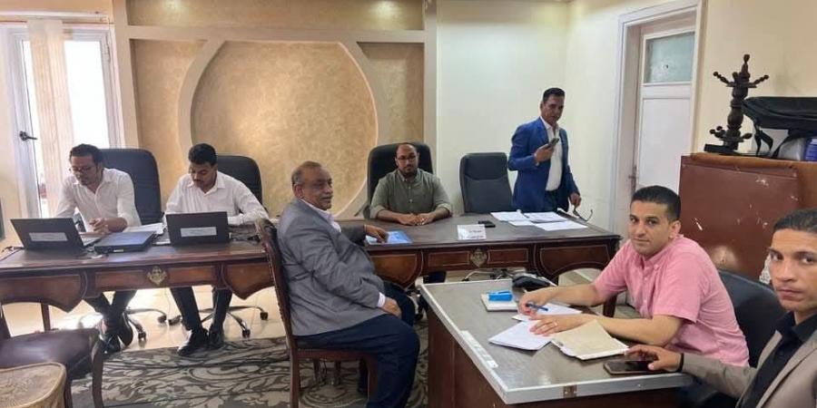 لجنة تلقى طلبات الترشح للشيوخ بمحكمة البحر الاحمر - بوابة فكرة وي