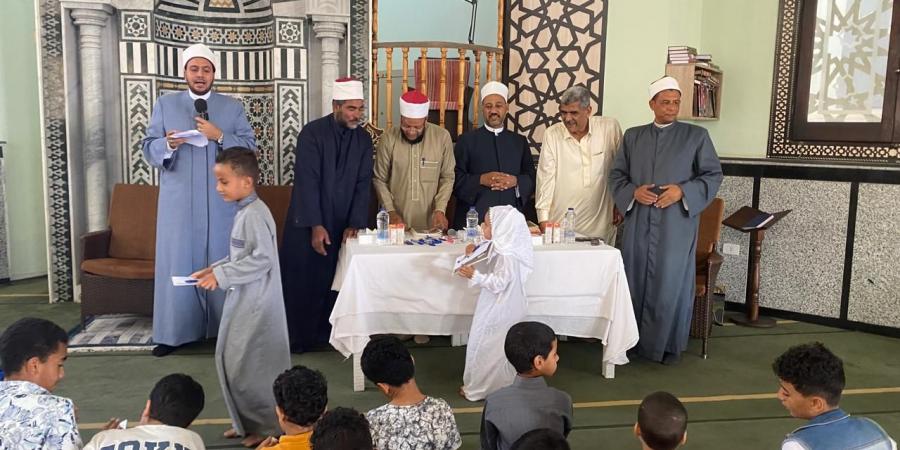 مسجد التواب بالغردقة يكرم المتميزين في حفظ القرآن الكريم - بوابة فكرة وي