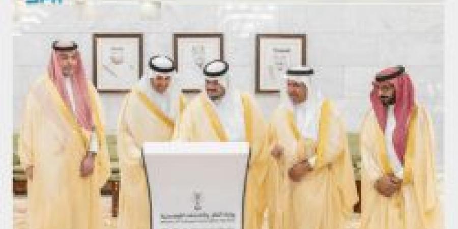 نائب أمير الرياض يدشّن 6 مشاريع طرق جديدة بطول 112 كم وبتكلفة 380 مليون ريال - بوابة فكرة وي