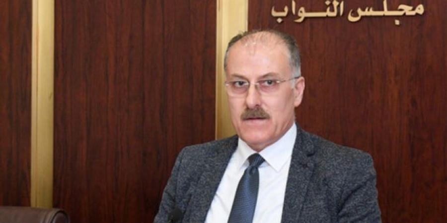 عبدالله: أين أصبحت الاقتراحات المتعلقة بكل الموظفين لملء الشغور؟ - بوابة فكرة وي