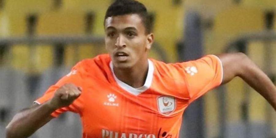 مقابل 35 مليون..ياسين مرعي مدافع فاركو يوقع للأهلي 5 مواسم - بوابة فكرة وي
