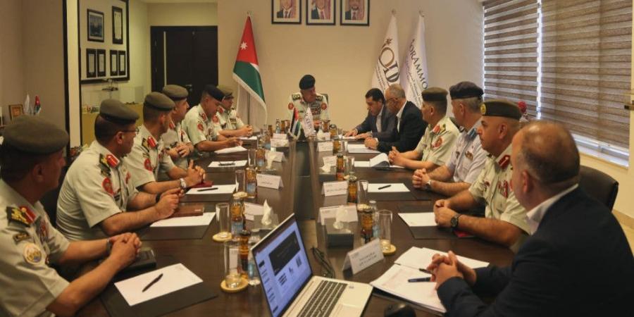 رئيس هيئة الأركان يتابع إمكانيات "جودبي" ودوره في تطوير المعدات الدفاعية والتكنولوجية - بوابة فكرة وي