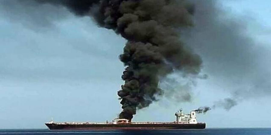 الحوثيون يعلنون استهداف سفينة "ماجيك سيز" بالبحر الأحمر: "باتت معرضة للغرق" - بوابة فكرة وي